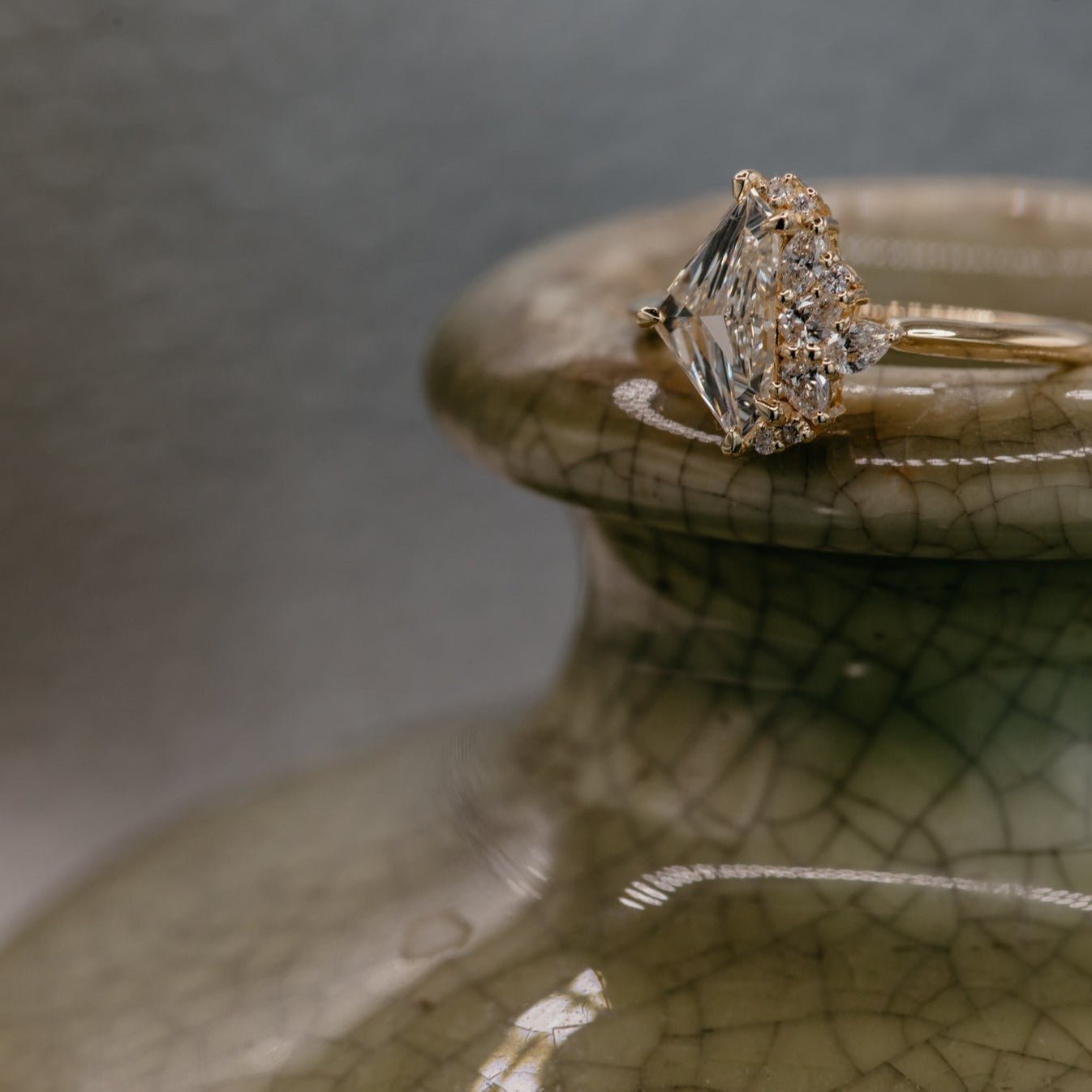 03⌇Irregular Cluster of White Diamond - Lei è -