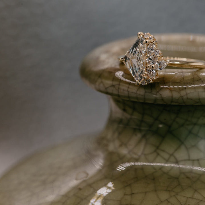 03⌇Irregular Cluster of White Diamond - Lei è -